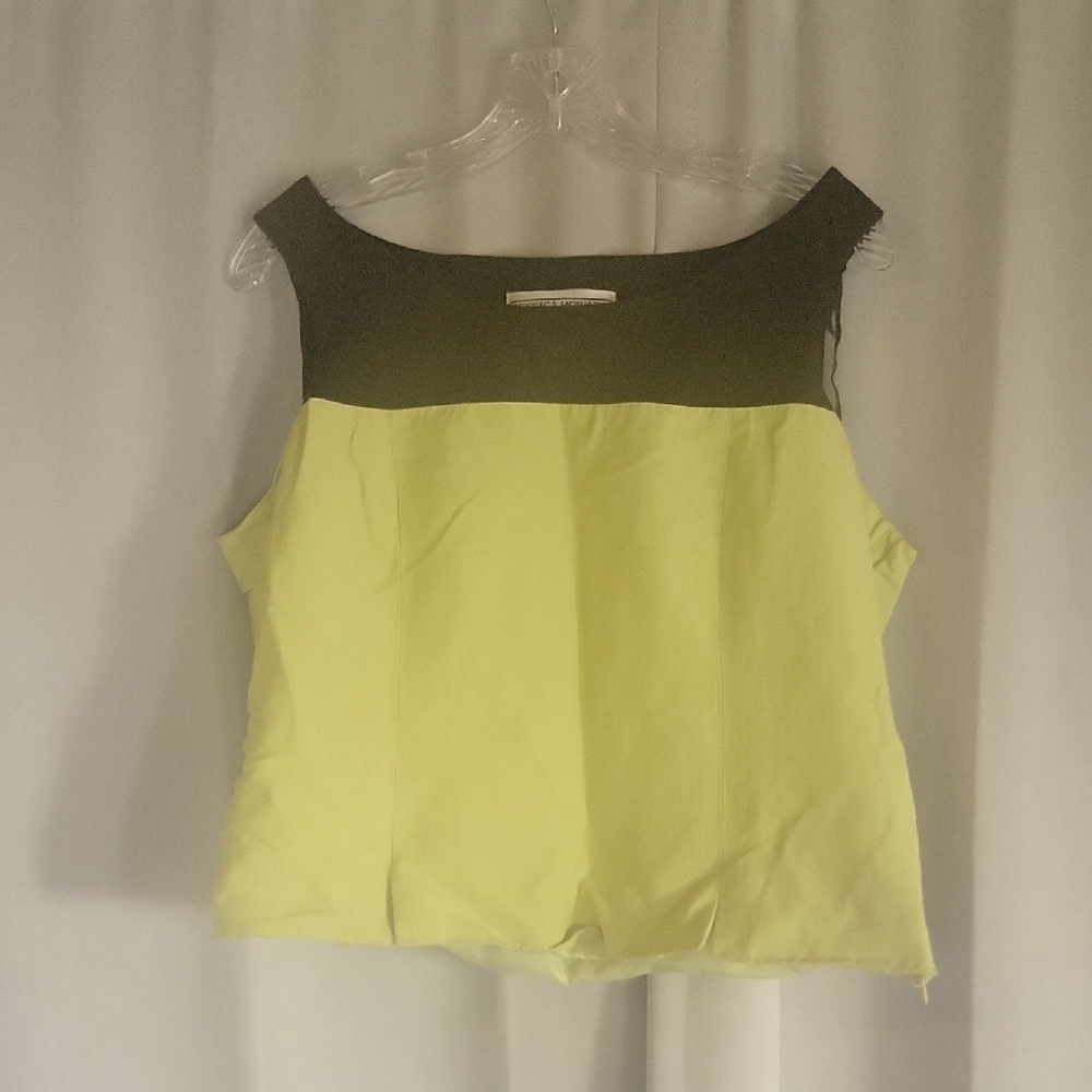 Jessica Howard Lemon and Black Tank Top